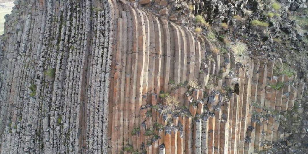 Türkiye’de keşfedilmeyi bekleyen milyonlarca yıllık tarih: Oluşumu tamamen volkanik hareketlerden… 5